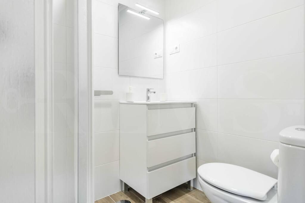 Authentic Minimalistic Studio Near La Union By Rems Málaga Esterno foto